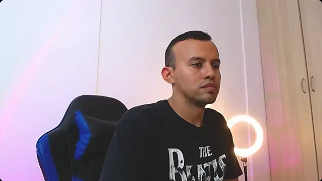 Damian Wish online show from 8, 3, 2026