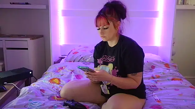 Snapshot of nyxiejinx chatting on 1, 4, 2026 nyxiejinx online show from 1, 4, 2026