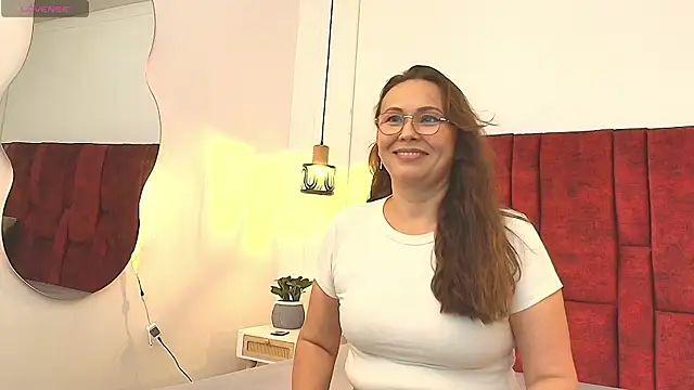 Snapshot of _Monaliza_ chatting on 6, 7, 2026 Monaliza online show from 6, 7, 2026