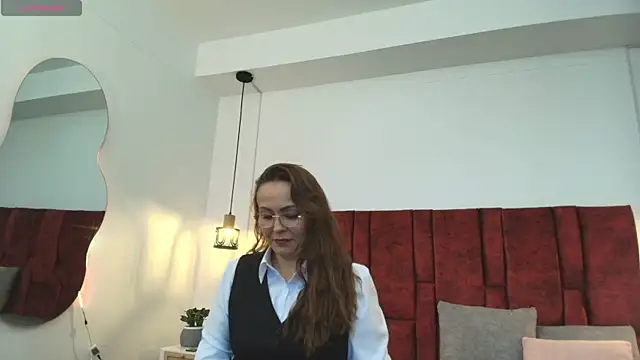 Snapshot of _Monaliza_ chatting on 20, 7, 2026 Monaliza online show from 20, 7, 2026