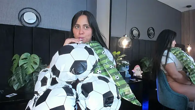 alejandra  garcia online show from 14, 6, 2026