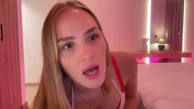 xo madeline online show from 26, 4, 2026