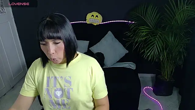 Valeriaa cruz online show from 3, 3, 2026