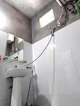 Lilinn  online show from 31, 3, 2026