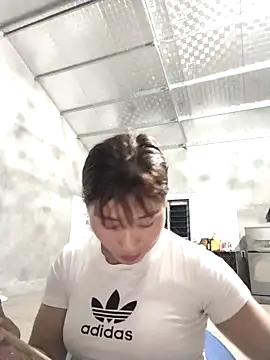 Lilinn  online show from 1, 3, 2026