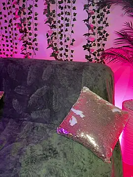  CarlaDoll online show from 7, 6, 2026