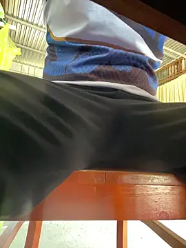 hoang15075 online show from 9, 4, 2026