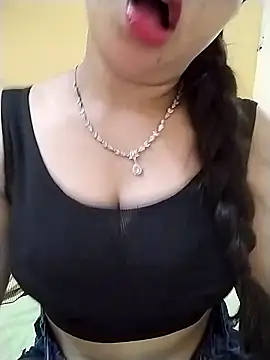 Snapshot of Bhawika-Kashap chatting on 18, 5, 2026 Bhawika-Kashap online show from 18, 5, 2026