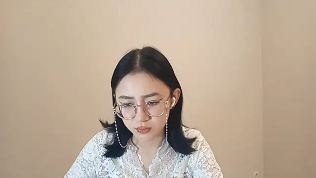 SolvedGlobe online show from 10, 4, 2026