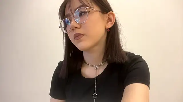 Snapshot of SolvedGlobe chatting on 28, 2, 2026 SolvedGlobe online show from 28, 2, 2026