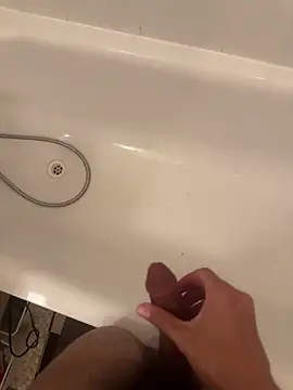 adhesivetn online show from 18, 4, 2026