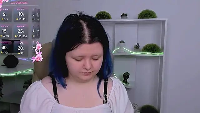 Lunaar  online show from 27, 3, 2026