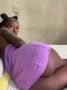 Latoya01 online show from 8, 4, 2026