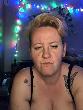 SofiaAmour online show from 17, 4, 2026