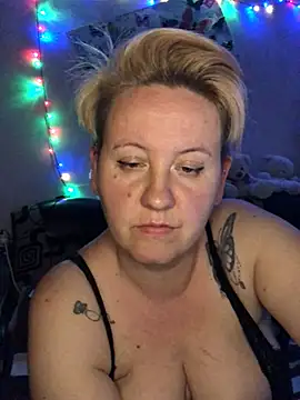 SofiaAmour online show from 19, 4, 2026