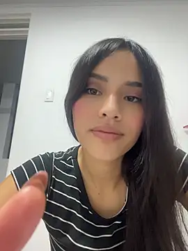 Snapshot of Mia-villalobos chatting on 29, 6, 2026 Mia-villalobos online show from 29, 6, 2026