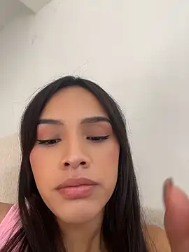Snapshot of Mia-villalobos chatting on 30, 6, 2026 Mia-villalobos online show from 30, 6, 2026