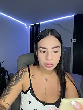 Lisabrown 23 online show from 20, 4, 2026