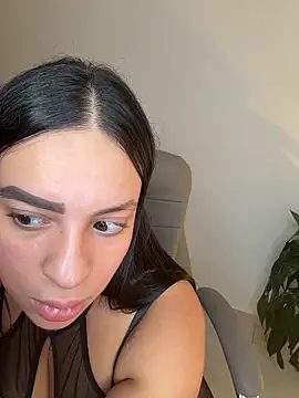 Lisabrown 23 online show from 15, 3, 2026