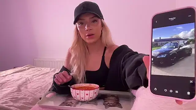 Naughtyblondex online show from 21, 4, 2026