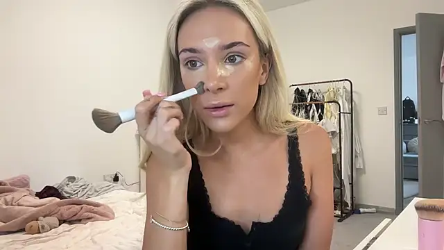 Naughtyblondex online show from 31, 7, 2026