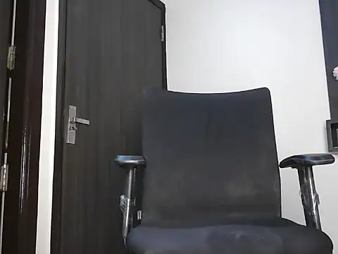 Snapshot of TheSexyGirl69 chatting on 17, 6, 2026 TheSexyGirl69 online show from 17, 6, 2026