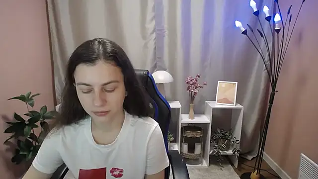 MistyBree online show from 4, 6, 2026