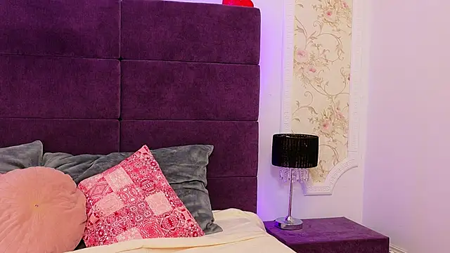 RaysaDrake online show from 4, 4, 2026