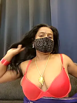 misti-boudii online show from 6, 4, 2026