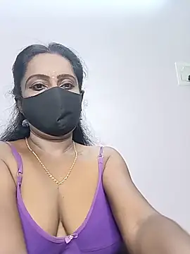 misti-boudii online show from 3, 6, 2026