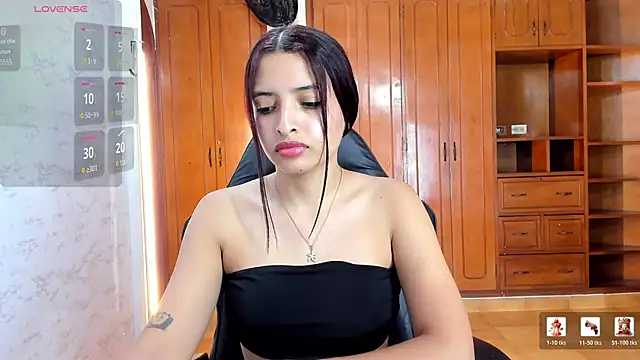 lizzie skinny online show from 30, 3, 2026