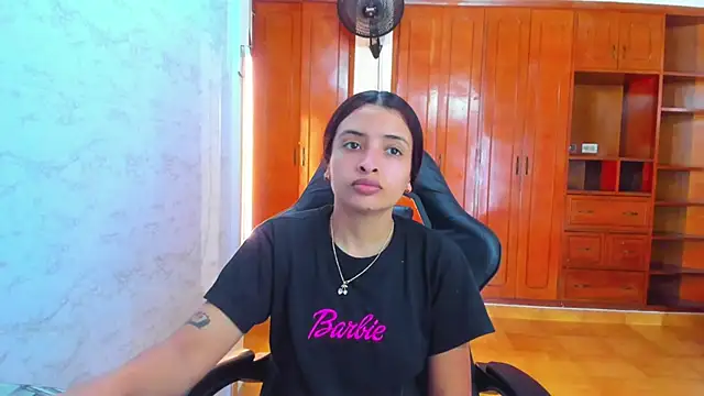 lizzie skinny online show from 13, 5, 2026