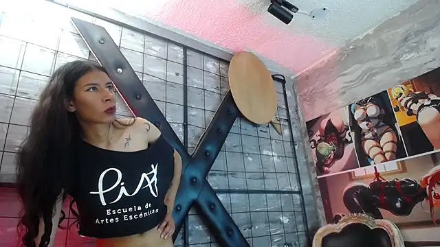 Siena Bouer online show from 24, 3, 2026