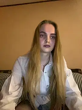 LunaVey online show from 29, 3, 2026