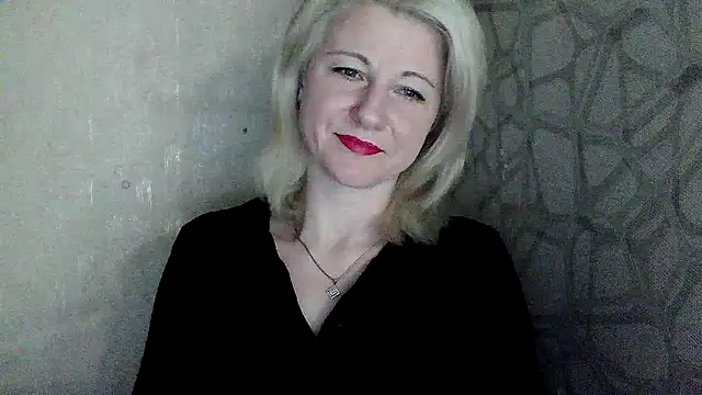 Katerina-Kissa online show from 15, 4, 2026