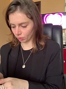 VelvetChloe online show from 14, 4, 2026