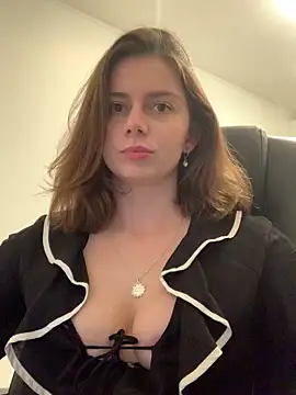 VelvetChloe online show from 6, 4, 2026