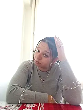 roxana e43 online show from 6, 5, 2026