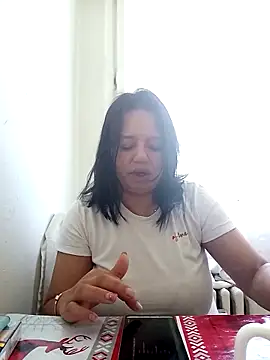 roxana e43 online show from 26, 4, 2026