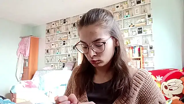 JInaMillsap online show from 8, 4, 2026