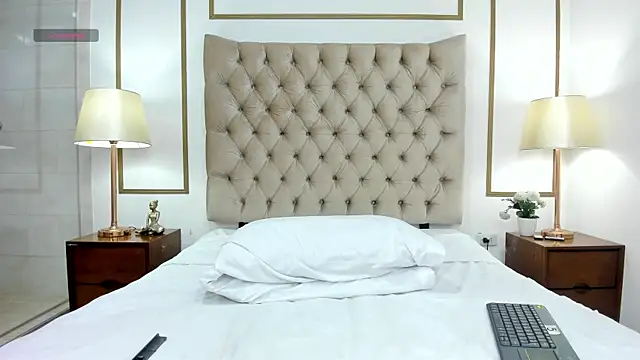 Isabella HartX online show from 18, 4, 2026