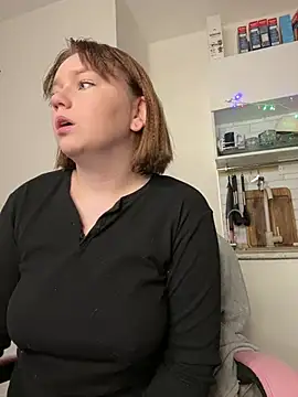 soft focus online show from 10, 3, 2026