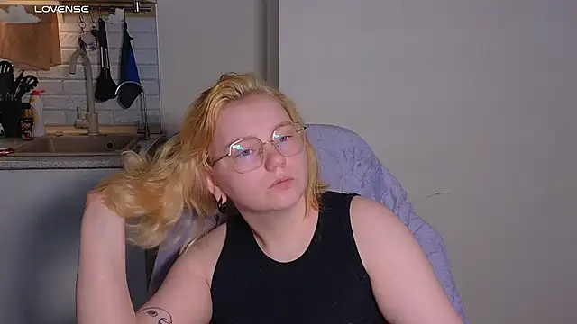 soft focus online show from 24, 5, 2026