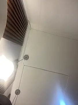 Emi rousse online show from 3, 4, 2026