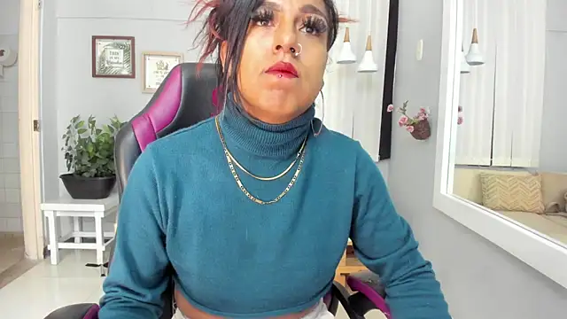 Snapshot of Nahomy_Collins_ chatting on 12, 5, 2026 Nahomy Collins online show from 12, 5, 2026
