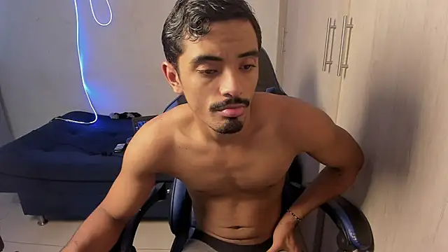 jossi12345j online show from 24, 3, 2026