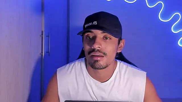 jossi12345j online show from 16, 4, 2026