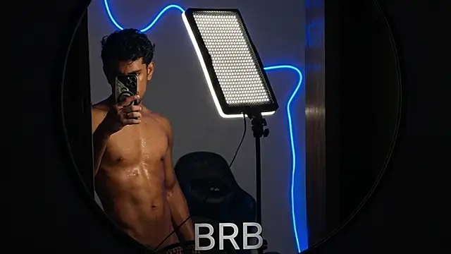 jossi12345j online show from 25, 3, 2026