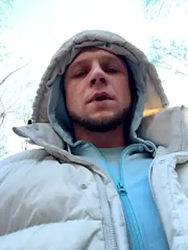 Sweetlauu online show from 1, 3, 2026