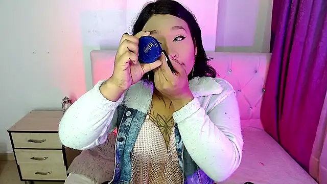 isadoraqueeen online show from 15, 4, 2026